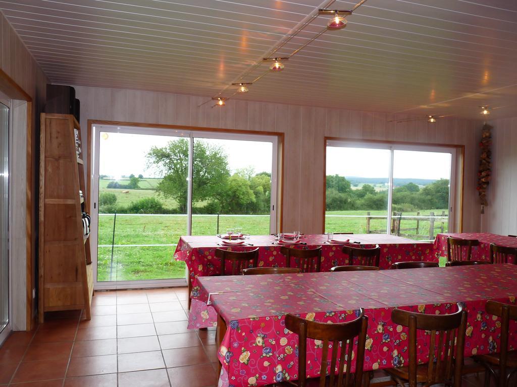 Bed and Breakfast Le Trot'In Chair Martigny-le-Comte Экстерьер фото