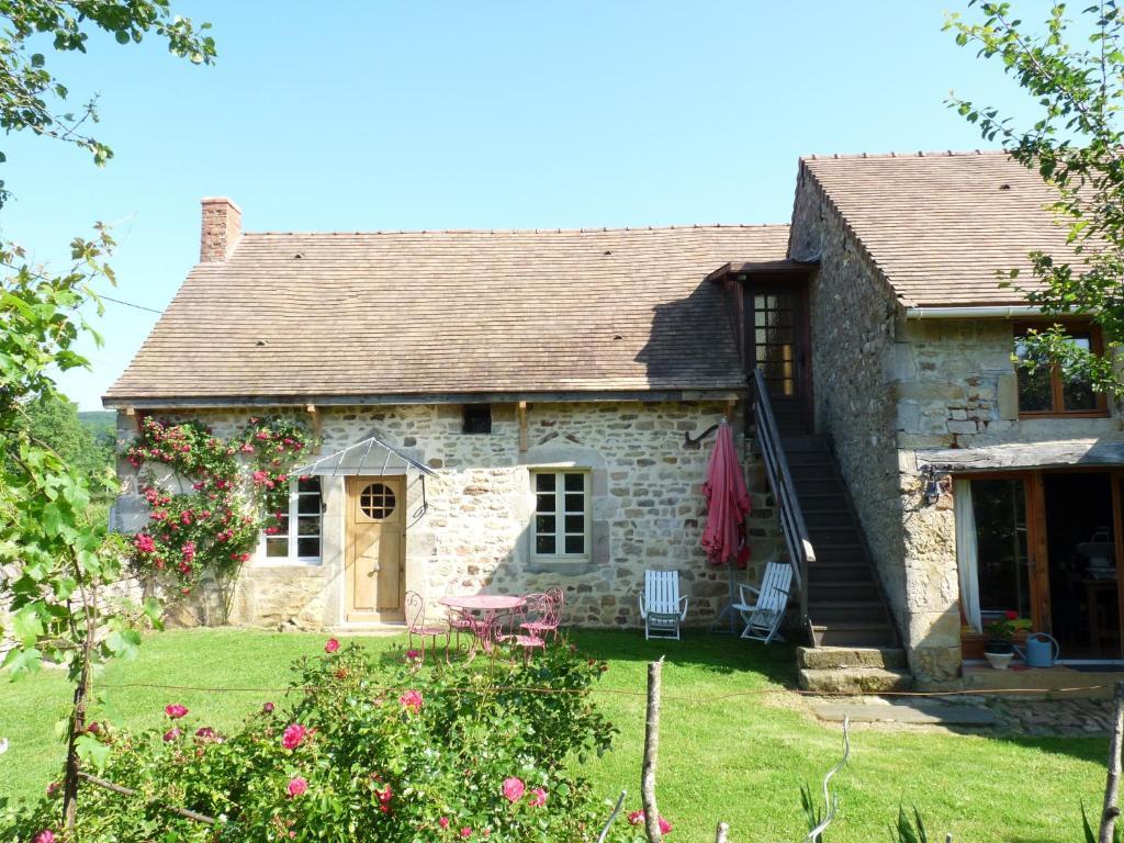 Bed and Breakfast Le Trot'In Chair Martigny-le-Comte Экстерьер фото